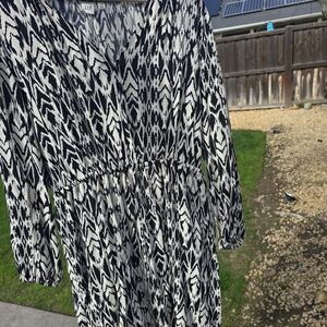 GAP Black and White Patterned Women's Dress Medium